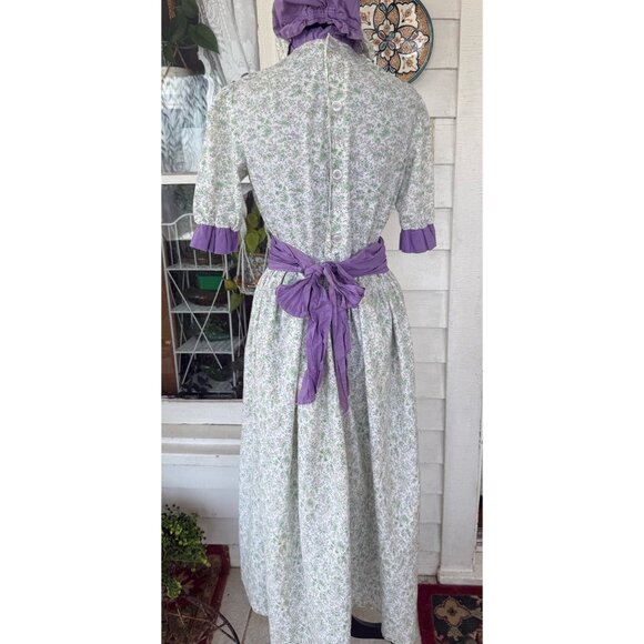 Vintage 70's Cotton Floral Purple Flower Dress With Matching Bonnet Sz M - Picture 3 of 16